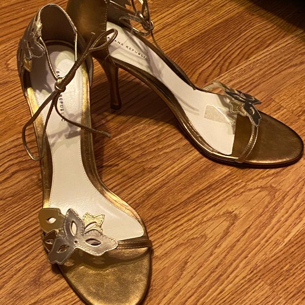 Bronze gold heels.